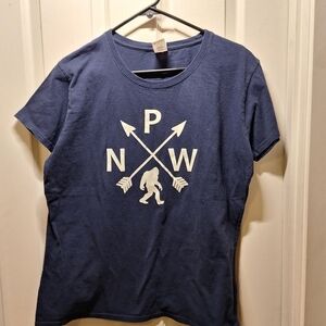 Navy PNW Graphic T-Shirt with White Print XL